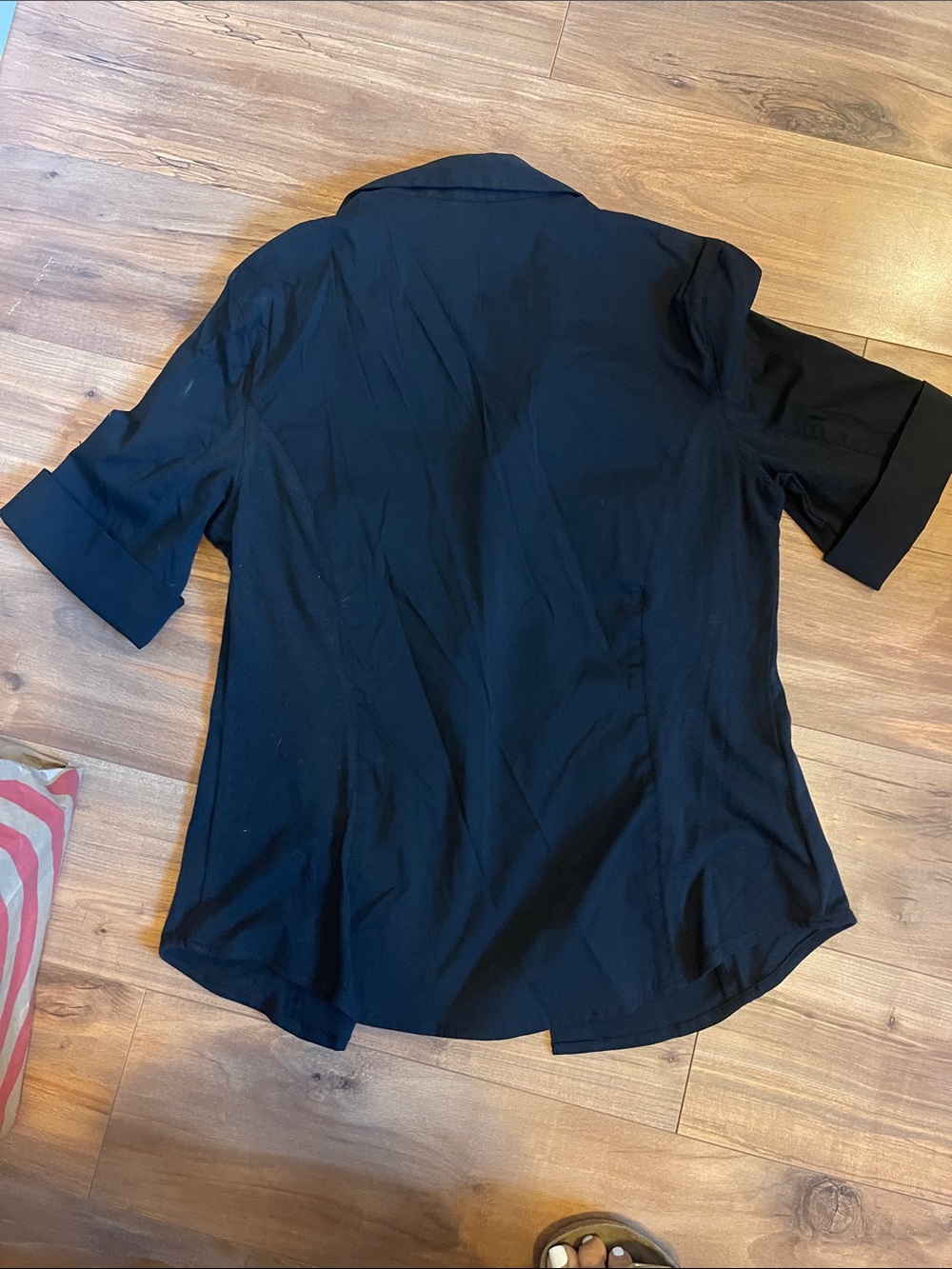 Woman’s Black Button-Up Anne Klein Shirt with gold Detail, stretch sides. - Picture 6 of 6